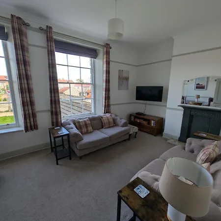 Two For Larger Group Apartment Pickering