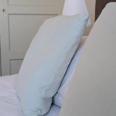 Two For Larger Group * Pickering