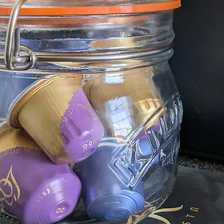 아파트 Two For Larger Group